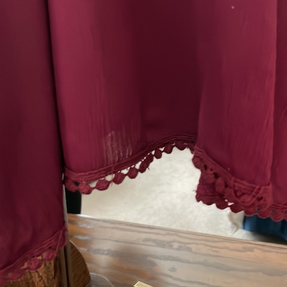 Charlotte Russe Burgundy Top - Picture 5 of 6